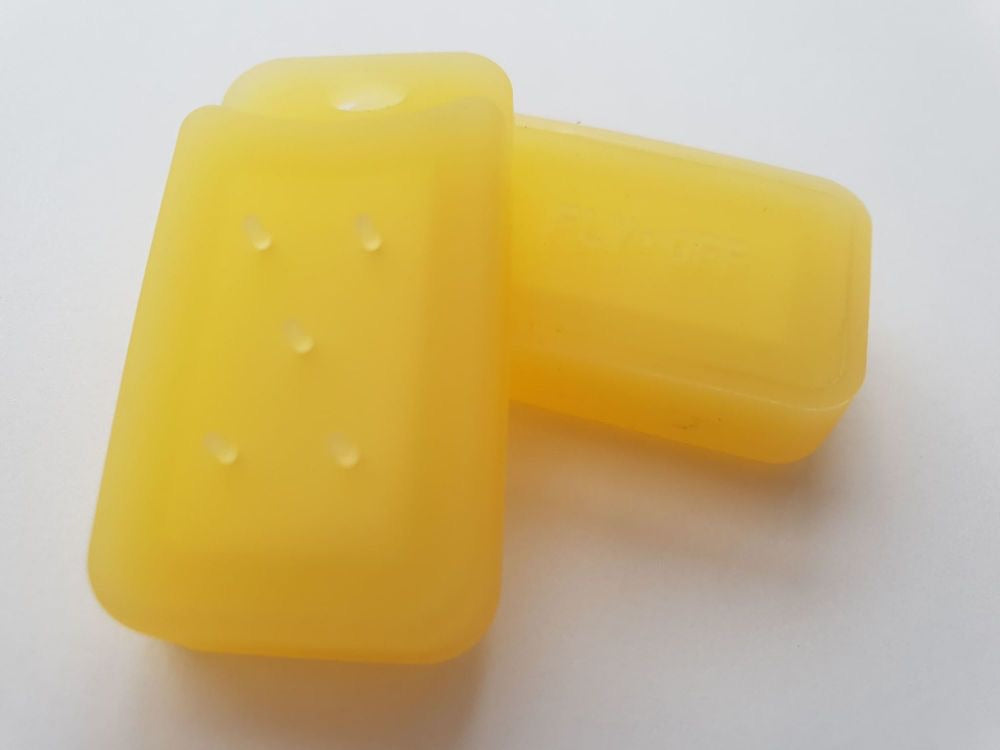 Fly-Off refill pods