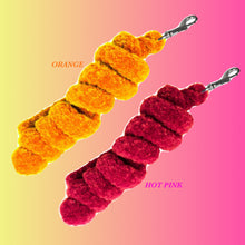 Load image into Gallery viewer, Fluffy lead ropes
