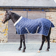 Load image into Gallery viewer, Austral Stable Rug 400g

