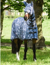 Load image into Gallery viewer, Fly rug offer
