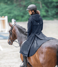 Load image into Gallery viewer, Fehmarn riding rain coat
