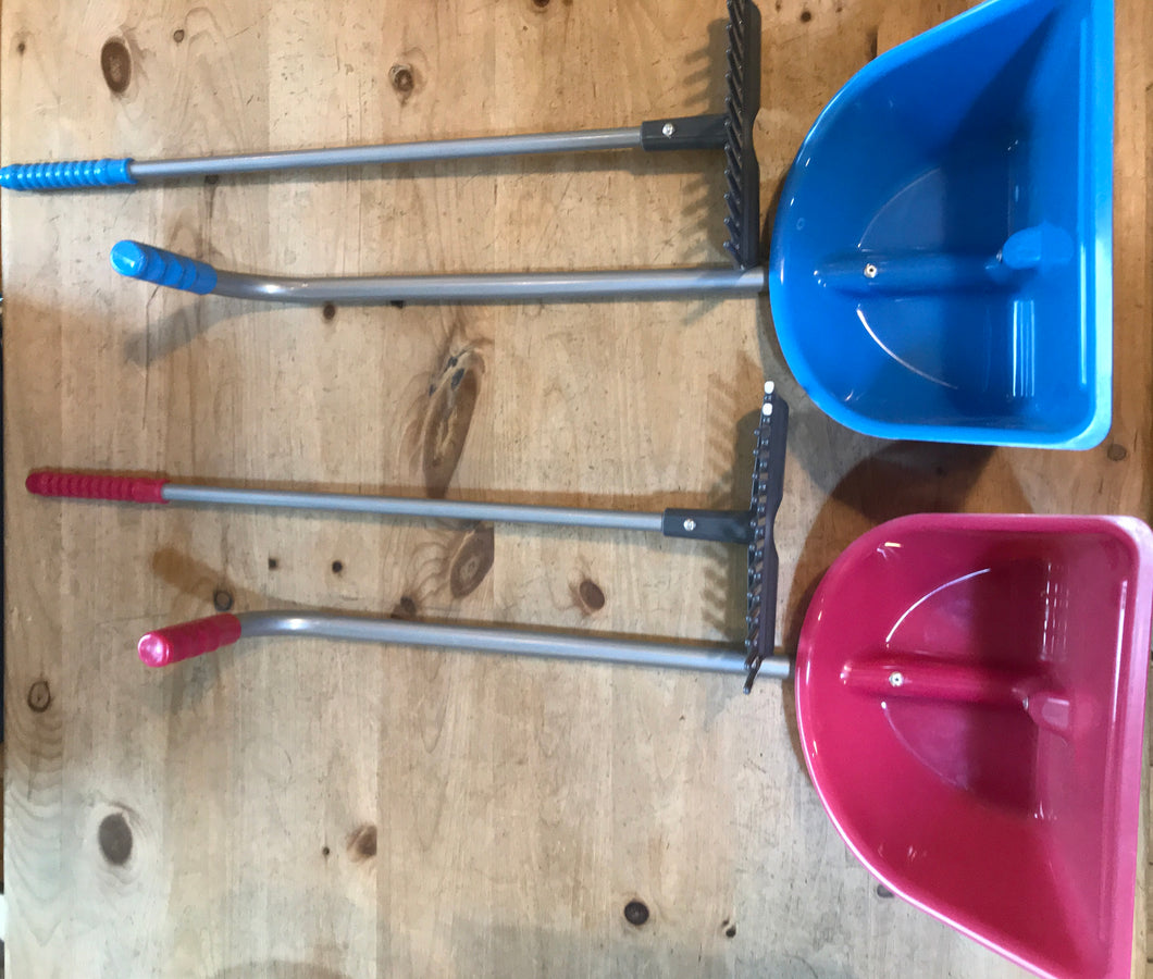 Damaged children’s muck scoops